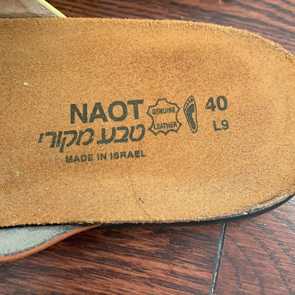 Naot summer shoes - Picture 2 of 3